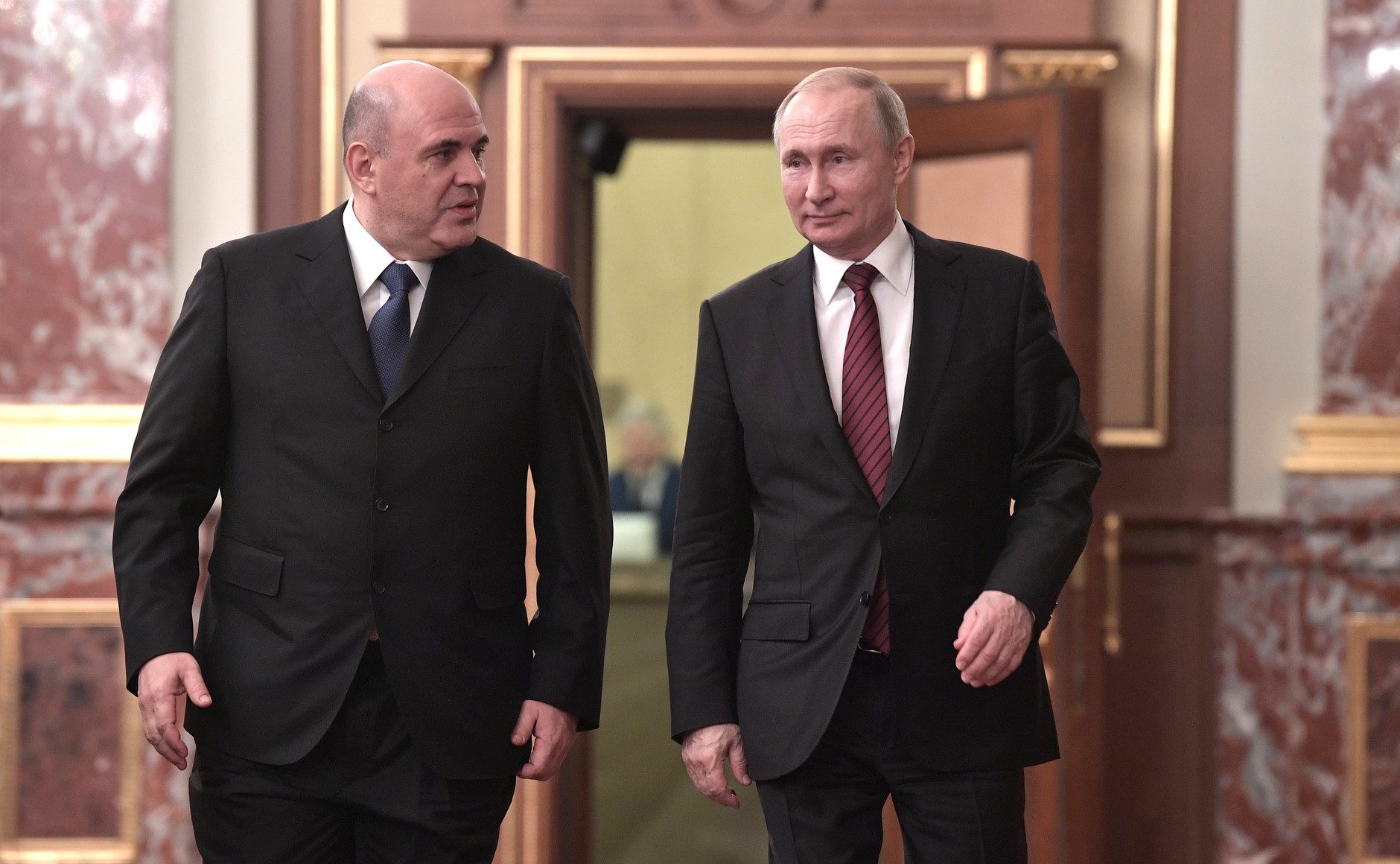 Putin e Mishustin Economia Russa PIL