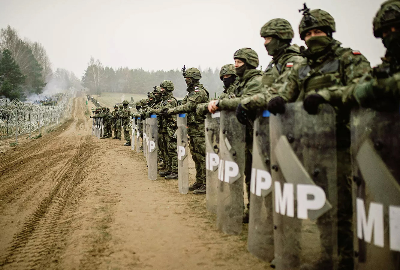 esercito polacco in frontiera con la bielorussia