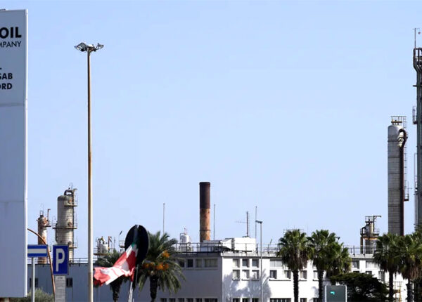 L'Italia ha autorizzato la vendita della raffineria LUKOIL in Sicilia a una società cipriota